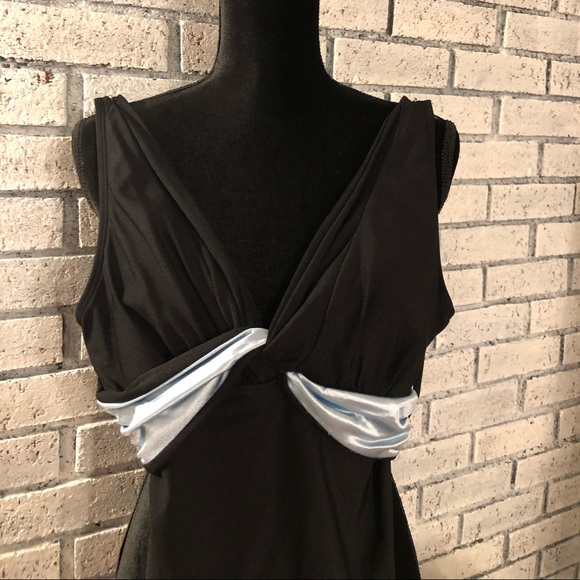 Women’s Sexy Black Swimsuit - Picture 2 of 10